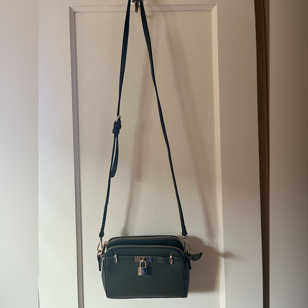 41 Hawthorn Black Crossbody Bag with Adjustable Strap